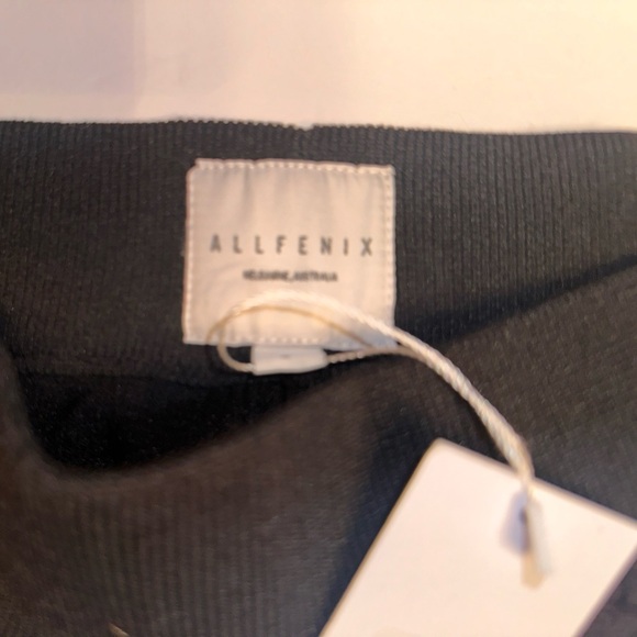 NWT All Fenix Women’s Black Knit High Waist Loose Fit Crop Pant Size Small - Picture 4 of 6